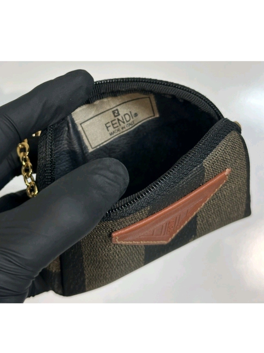 Fendi Vintage Stripe Coin Purse With Gold Clip - Picture 6 of 11